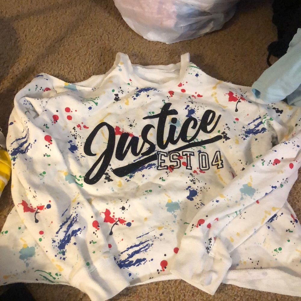 Justice active sweater white with colorful paint splatters 18/20(girls)